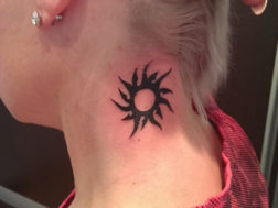 Тату в стиле Trible