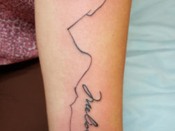 Татуировка в Киеве на руке