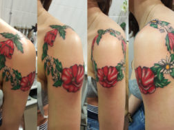 Венчек на плече (тату)