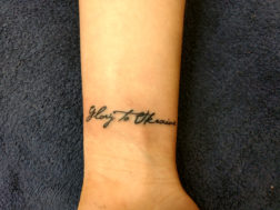 Надпись на запястье - Сделать тату в Киеве