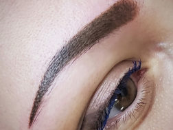 Татуаж бровей сразу после процедуры